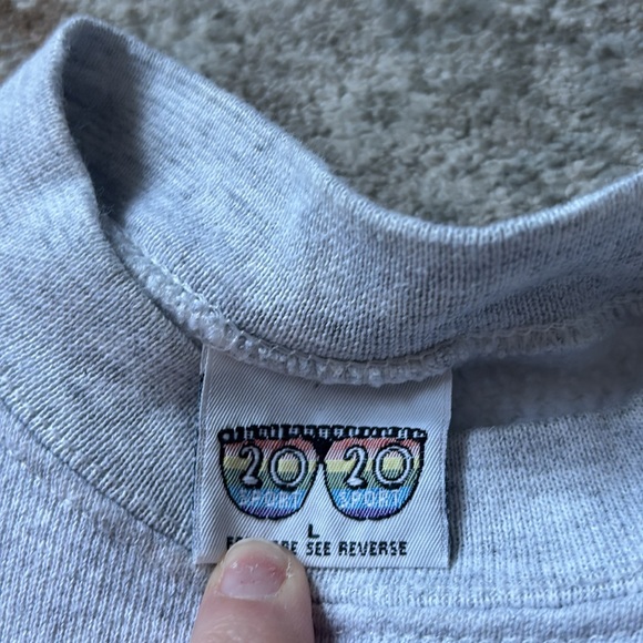 Cute vintage cropped NOTRE DAME sweatshirt - Picture 2 of 4